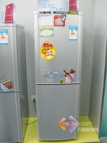 采用无氟制冷剂 荣事达210升冰箱热销