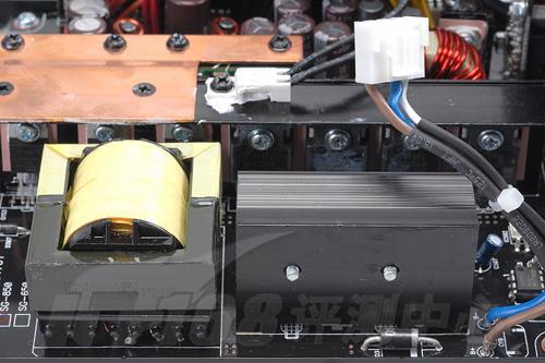 比整台主机还贵 ANTEC旗舰850W电源评测 比整台主机还贵 ANTEC旗舰850W电源评测