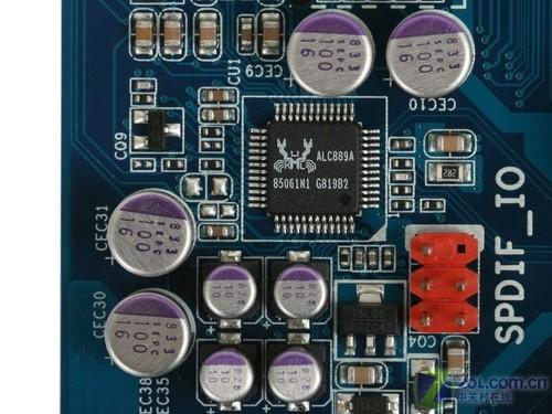 超耐久3代设计 技嘉2盎司铜箔790X详测