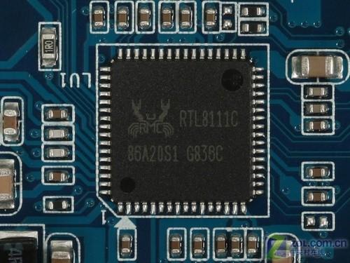 超耐久3代设计 技嘉2盎司铜箔790X详测