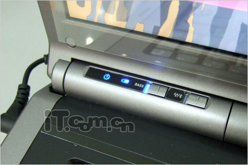 看电影玩游戏大屏才够爽 15寸笔记本推荐