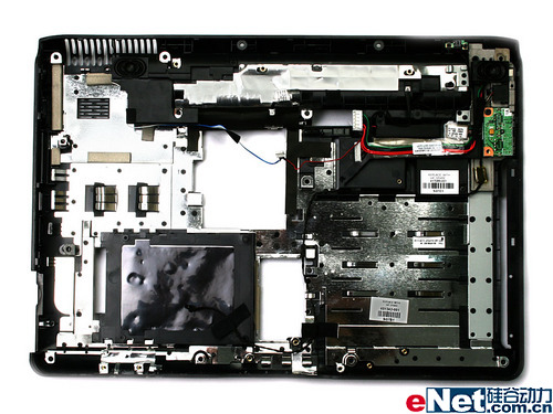 奔向45纳米 惠普dv2743笔记本拆机+换芯