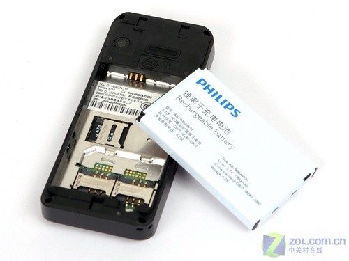 300W+持久待机 双卡双待飞利浦X710评测